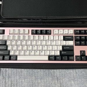 트랜지션 라이트 NEON HE 8K 커스텀 키보드 이미지