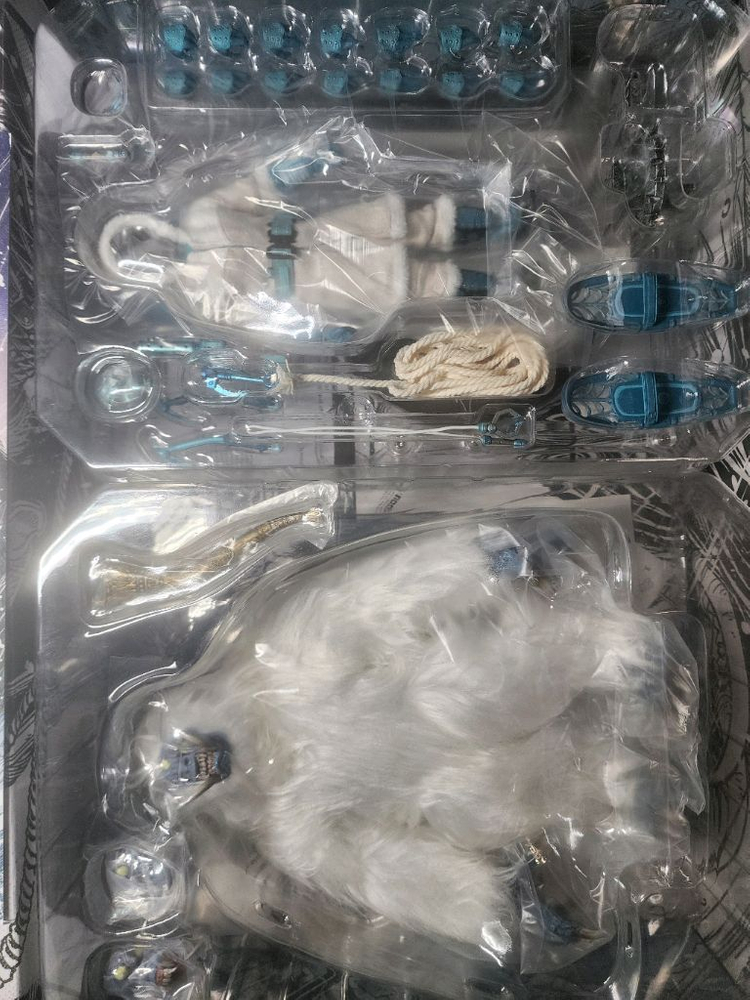 메즈코 녹터널&예티 팝니다. 1/12액션피규어--1