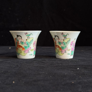 동치년제 분채 인물문 배화배 잔 골동품 고미술품 중국도자기 수집품