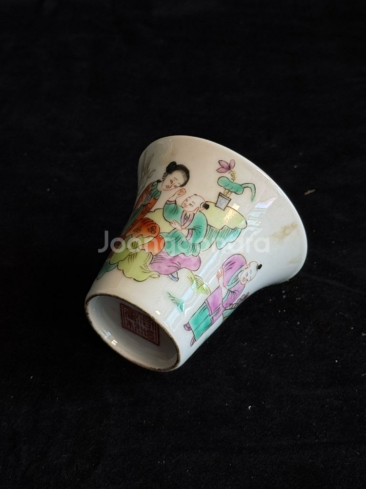 동치년제 분채 인물문 배화배 잔 골동품 고미술품 중국도자기 수집품--5