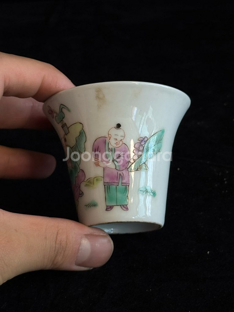 동치년제 분채 인물문 배화배 잔 골동품 고미술품 중국도자기 수집품--6