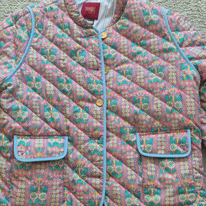 코스모폴리탄줄라이 스프링업, 누빔자켓, 퀼팅자켓