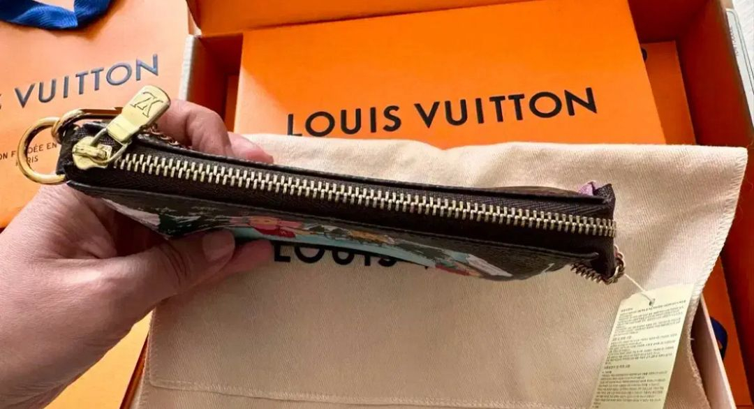 루이비통 미니포쉐트 리미티드한정판--1