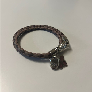 토즈 가죽 브레이드 팔찌 이미지
