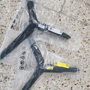 삼성 75인치 TV 부품 - 스탠드 새제품 BN63-18572ABN63-18574A 이미지