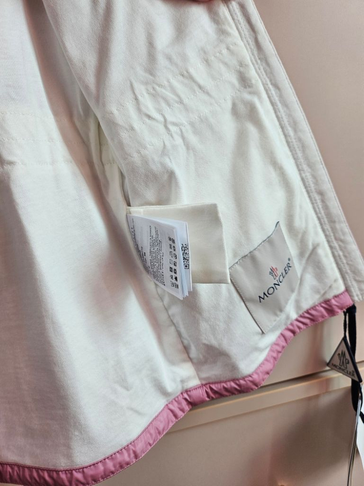 새상품-몽클레어 여아 바람막이 messein 3A 이미지