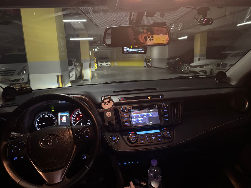 토요타 RAV4 2WD 가솔린 ( 4.5세대 ) 이미지