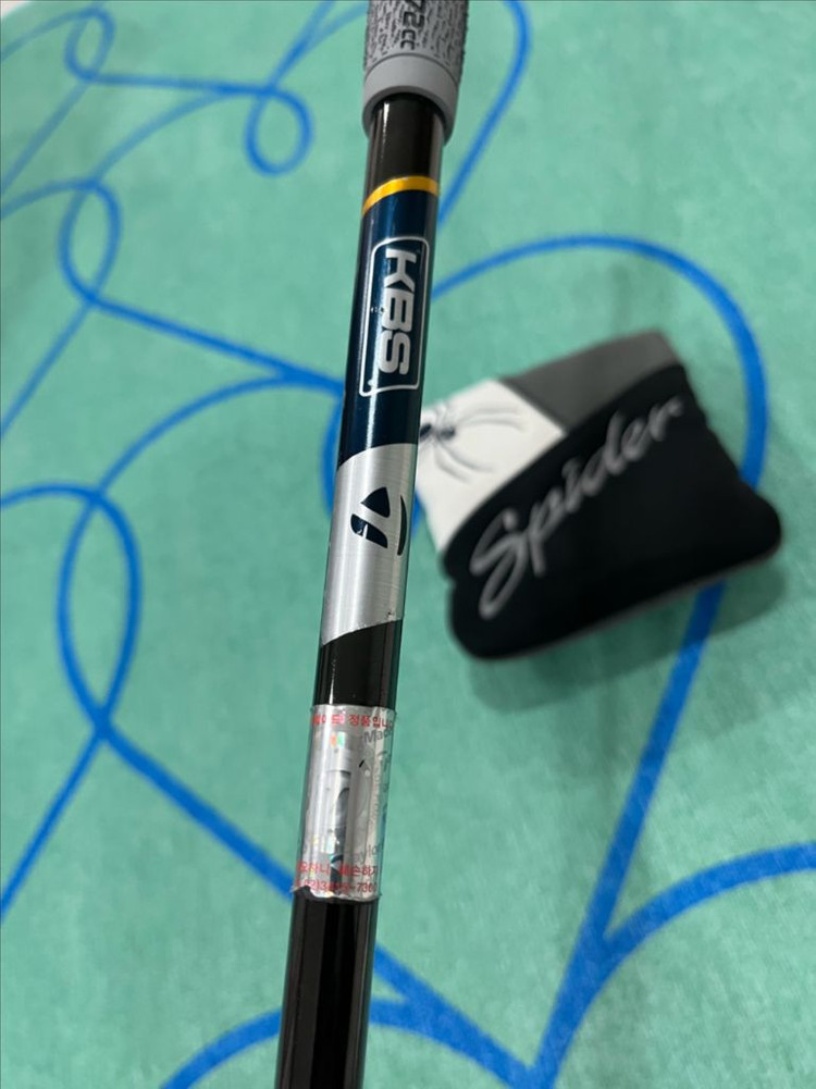 테일러메이드 스파이더 투어x 퍼터 33인치--4