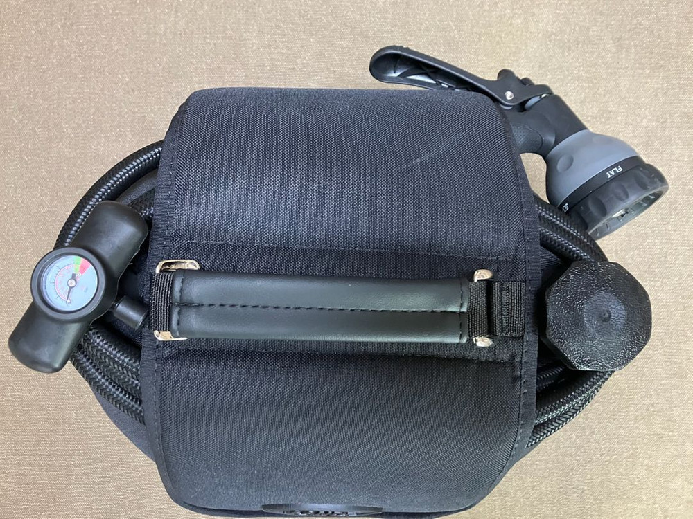 랜드로버 디펜더 정품 휴대용 세척시스템 새재품--1