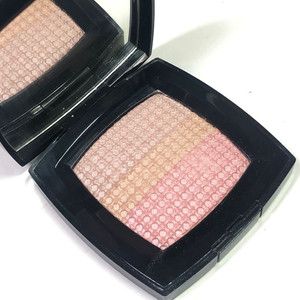 한정템)샤넬 옹브레 티세