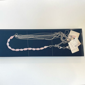 랑방 로즈쿼츠 레이어드 목걸이 새상품