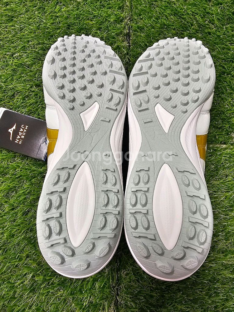 [새상품]미즈노 모렐리아 살라 JPN TF Bright Gold팩--7