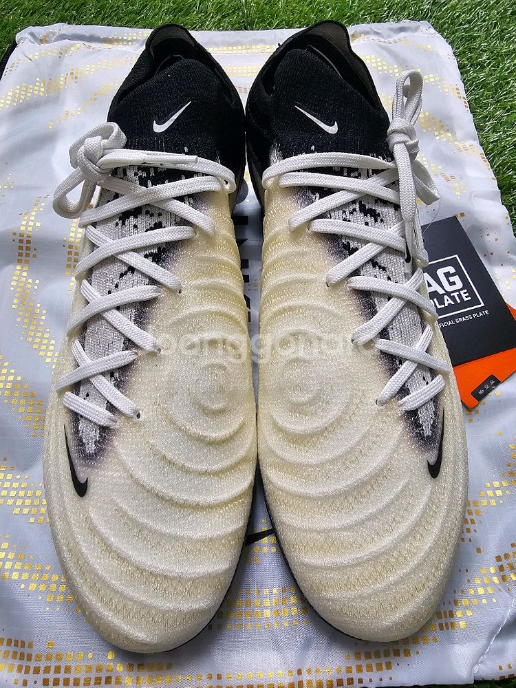 [새상품]나이키 팬텀GX2 엘리트 AG 런칭 Mad Ready팩 255mm--2