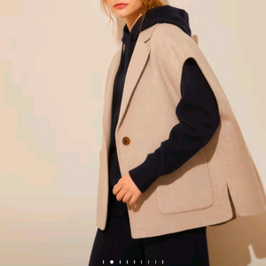 새상품)바네사브루노 아떼 핸드메이드 캐시미어 베스트