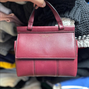 토리버치 블록 티 사첼백 버건디