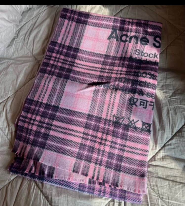 아크네스튜디오 울 체크 숄 머플러 CA0082--5