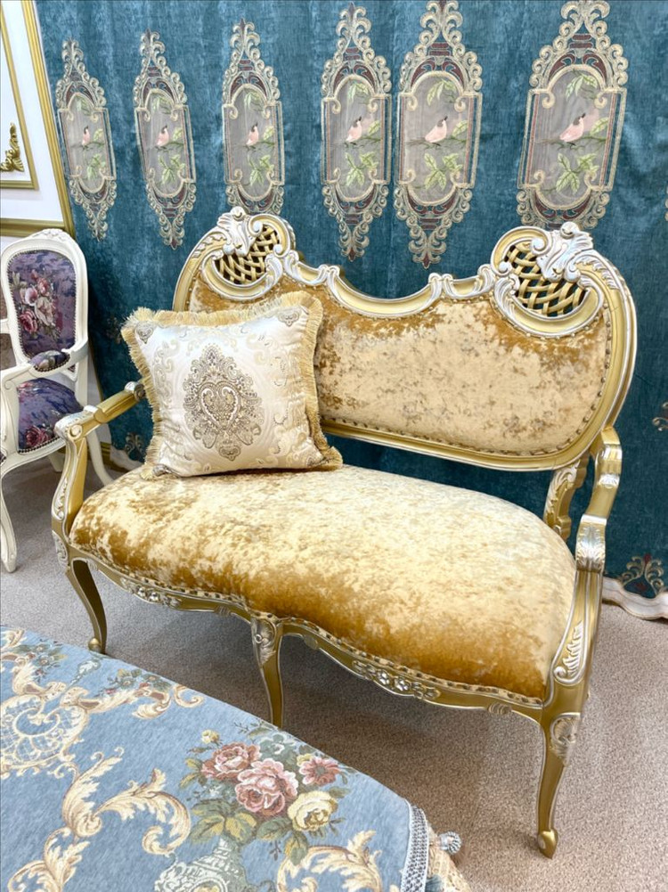 [부산] 새해 복을 부르는 금색 골드 소파+테이블 4인 세트--5