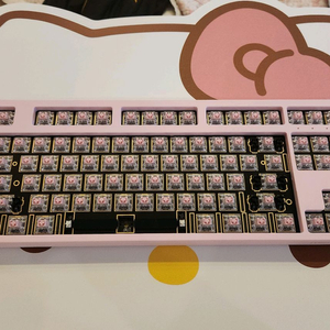 엠스톤 gv8 핑크 기판 + 핑크솔트 스위치