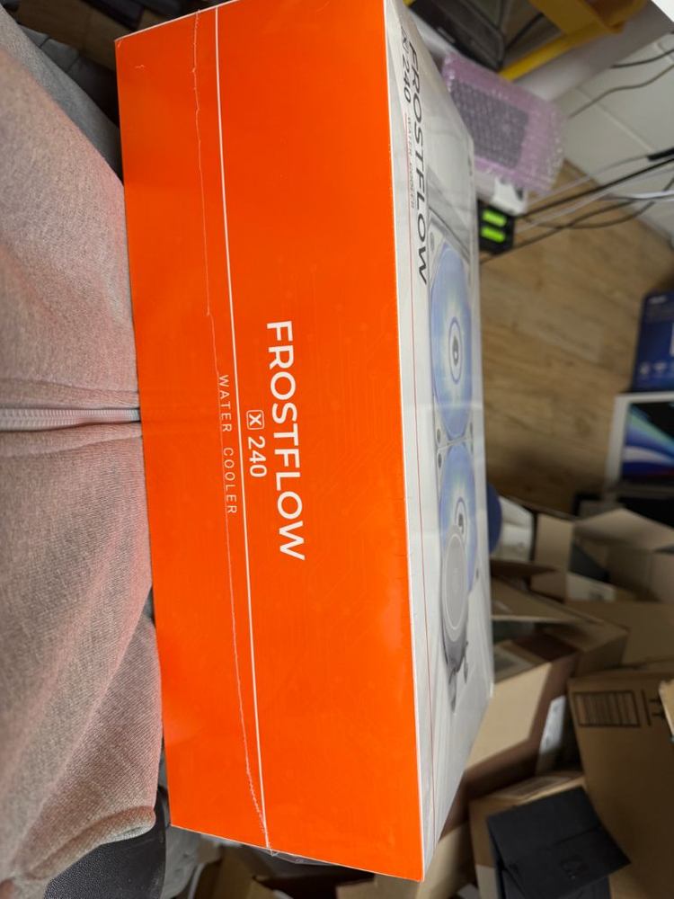 ID-COOLING Frostflow X240 수냉쿨러 이미지