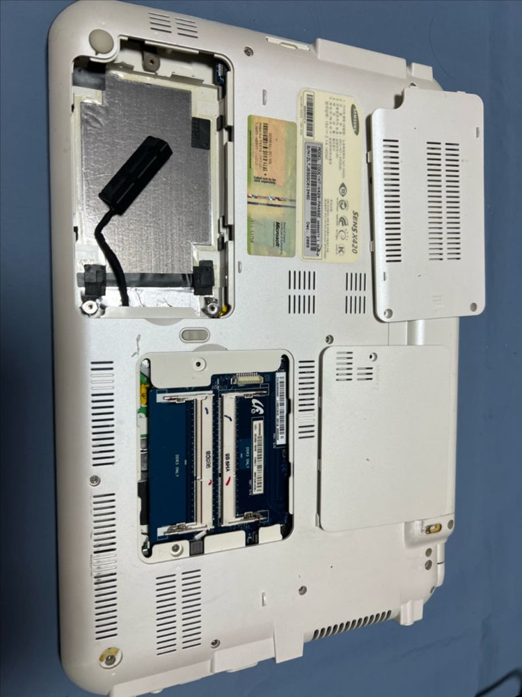 삼성 SENS X420 구형 노트북 부품용--8