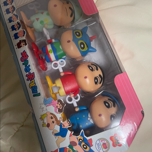 짱구 피규어 태엽토이 4종 + 열쇠고리