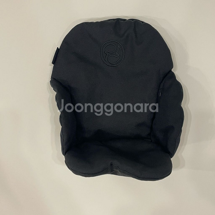 싸이벡스 레모 인레이 쿠션 / 블랙--1