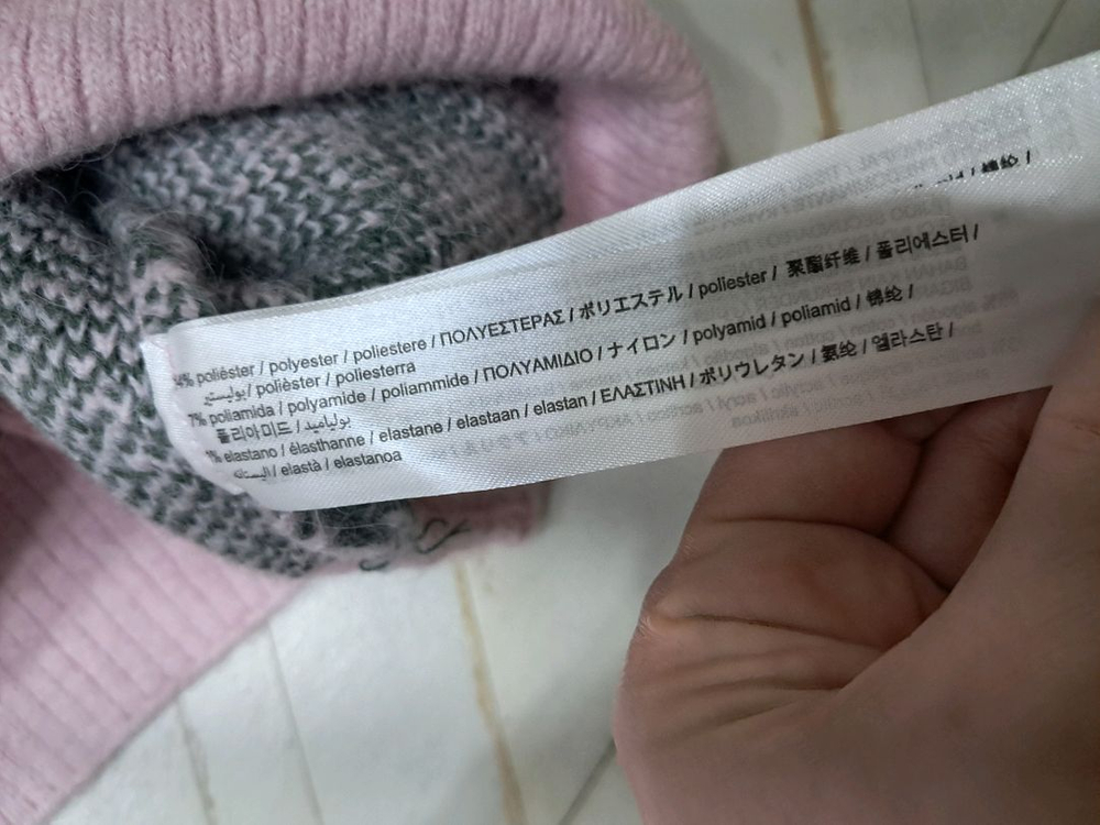 자라 니트 투피스 세트 라지 사이즈 새상품입니다핑크와 그레이 체크 패턴이 돋보이는 베스트와 스커트 구성이에요베스트와--4