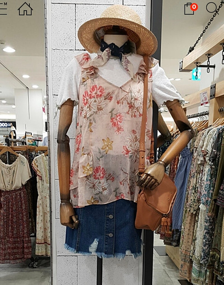 새상품 S, M 루즈핏 플라워 쉬폰 뷔스티에 써스데이아일랜드 이미지