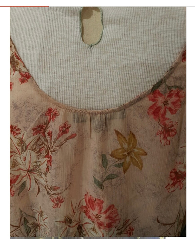 새상품 S, M 루즈핏 플라워 쉬폰 뷔스티에 써스데이아일랜드 이미지