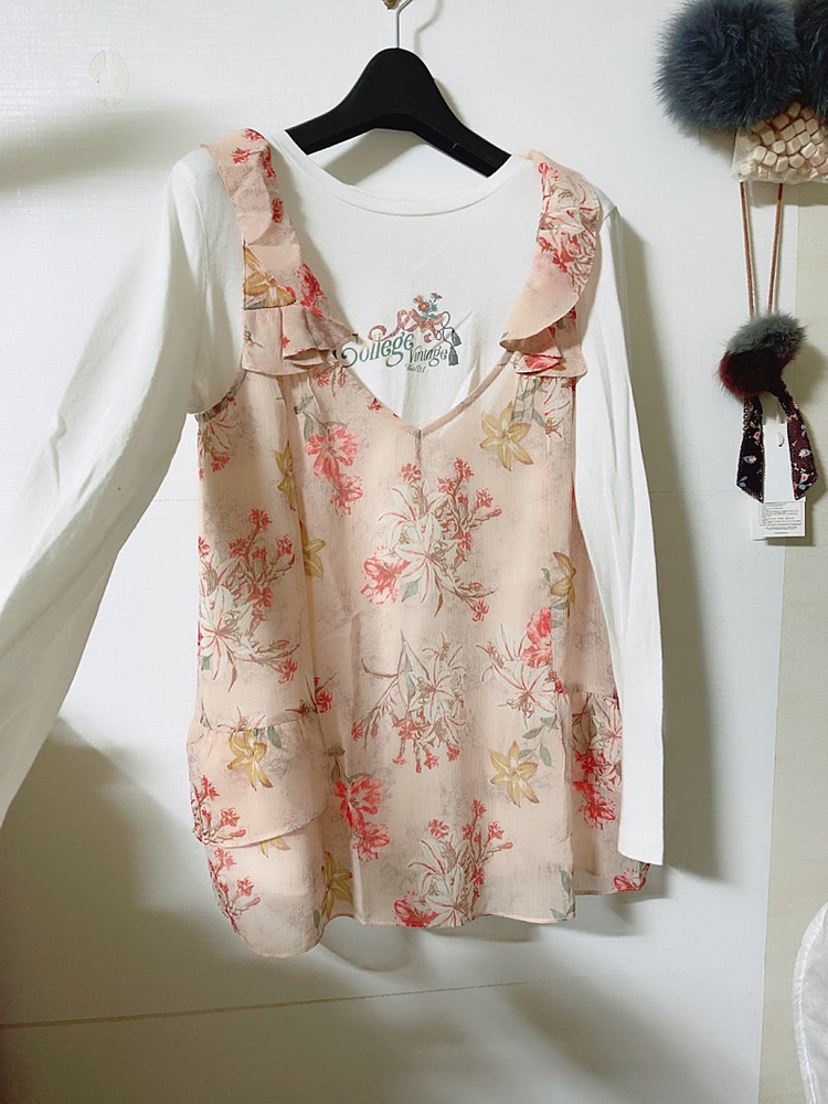 새상품 S, M 루즈핏 플라워 쉬폰 뷔스티에 써스데이아일랜드 이미지