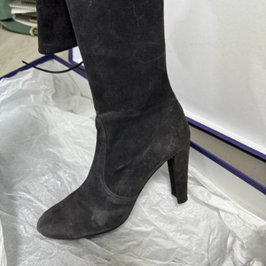 스튜어트 와이츠먼 앵쓰라사이트 스웨이드 부츠 us7