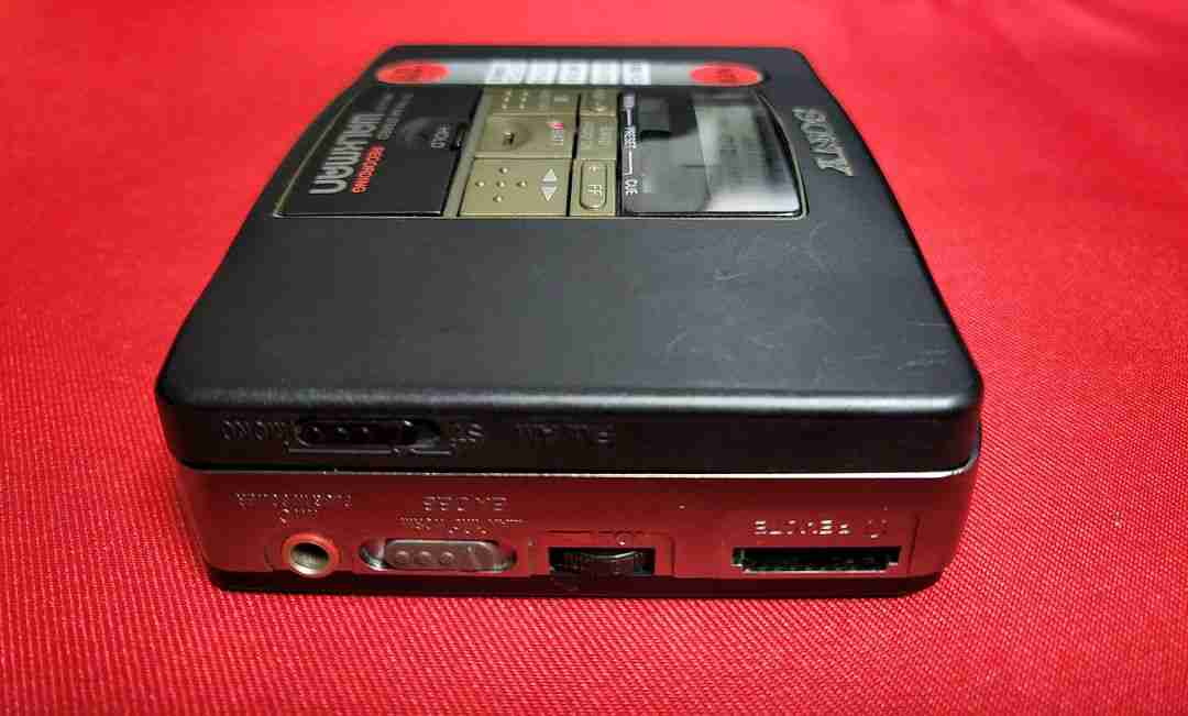 소니워크맨 WM-GX707 깨끗한 정상작동품--2