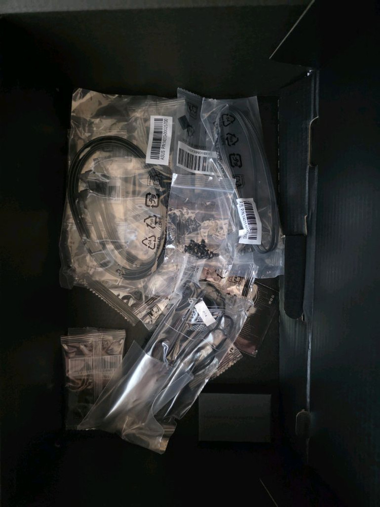 ASUS ROG CROSSHAIR X870E HERO 메인보드 판매합니다--4