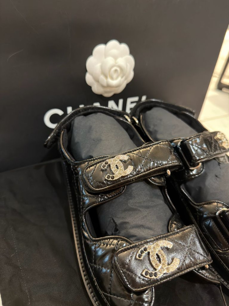 크리스탈 CC로고 벨크로 샌들 37사이즈--1