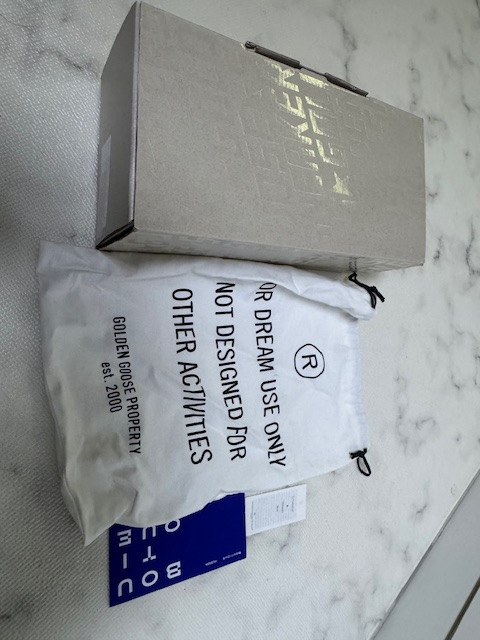 골든구스 슈퍼스타 실버 탭 실버 스파클 판매합니다.(사이즈 41)--6