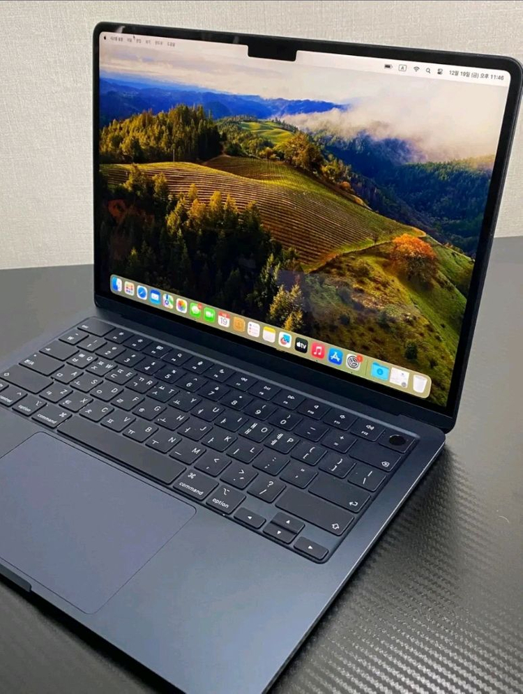 맥북 에어 13인치 M3 8GB 512GB 이미지