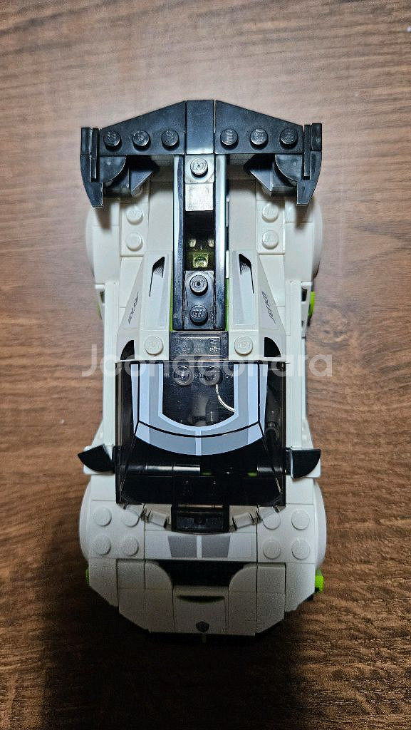 레고 스피드챔피언 76900--1