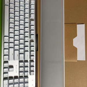 레이져 pro type ultra 게이밍 키보드 이미지