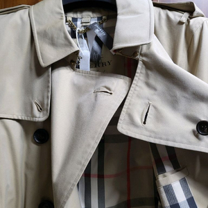 버버리 숏 트렌치코트