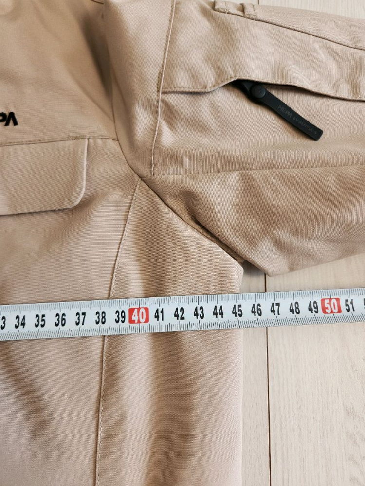 새상품급)네파 베이지 여성 알라스카 라이트 롱 덕다운자켓 사이즈90(s)촬영사진 색감이 이상한데 두번째 홈피사진 색--2