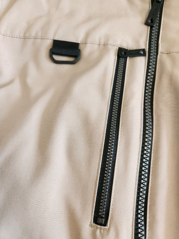 새상품급)네파 베이지 여성 알라스카 라이트 롱 덕다운자켓 사이즈90(s)촬영사진 색감이 이상한데 두번째 홈피사진 색--6