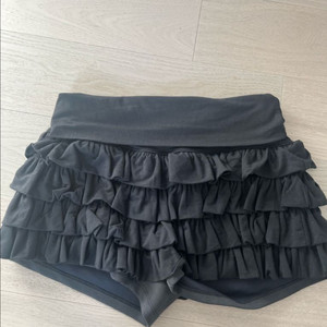 블랙업 멜룬 캉캉 미니 스커트팬츠 차콜 새상품