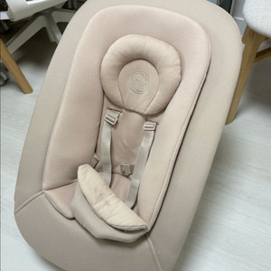 싸이벡스 레모바운서 샌드베이지