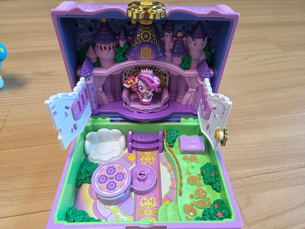 행운핑 상자하우스 +피규어세트--2