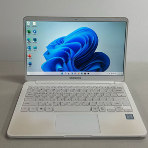 [ 배터리 좋음 ] 삼성 노트북 NT900X3N i5 - 7200U