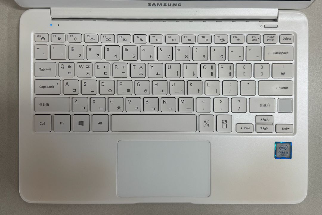 [ 배터리 좋음 ] 삼성 노트북 NT900X3N i5 - 7200U--1