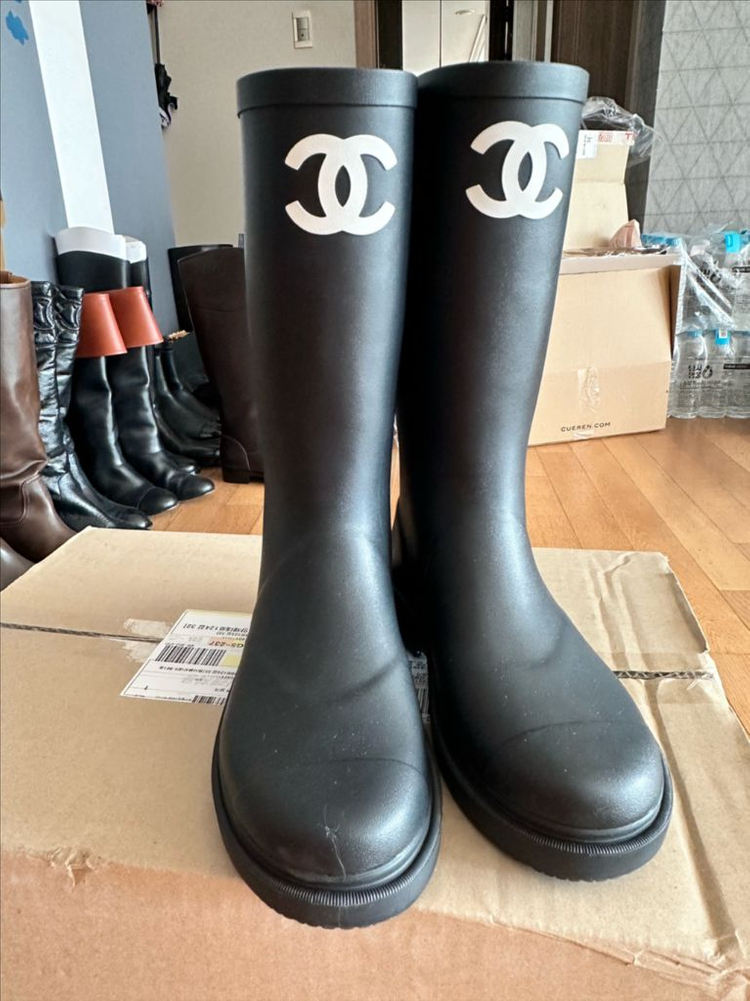 샤넬 레인부츠 풀박스--2