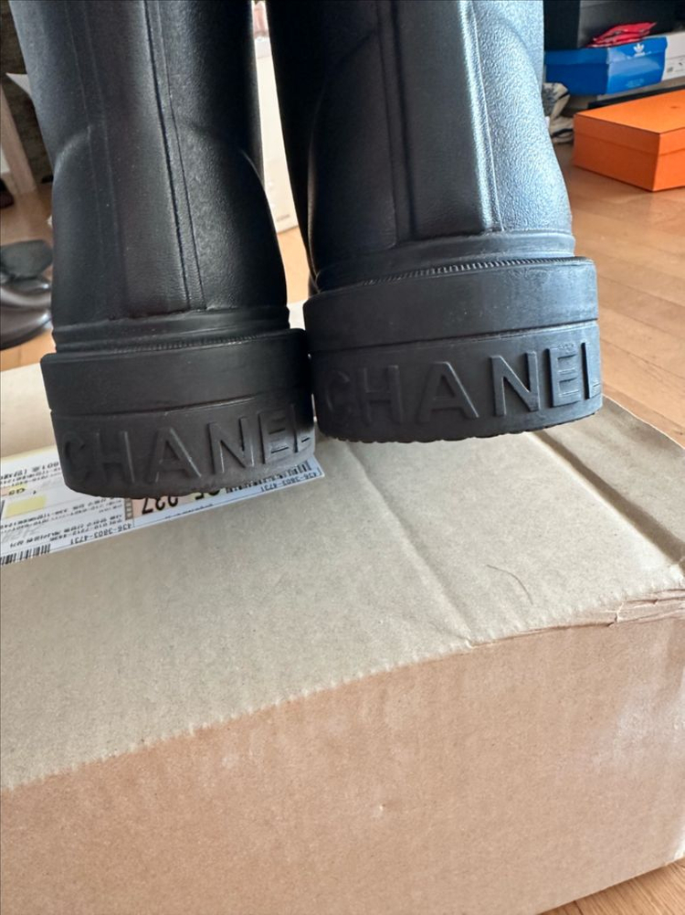 샤넬 레인부츠 풀박스--5