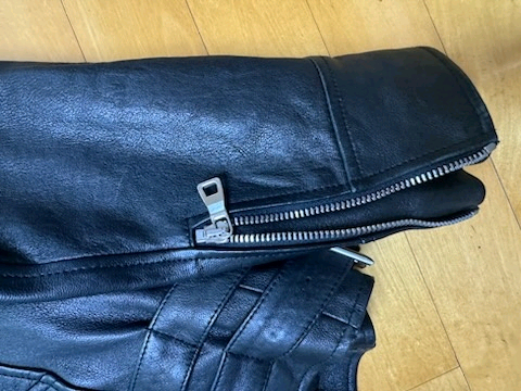 느와르라르메스 가죽 바이커 라이더 자켓 팝니다 이미지