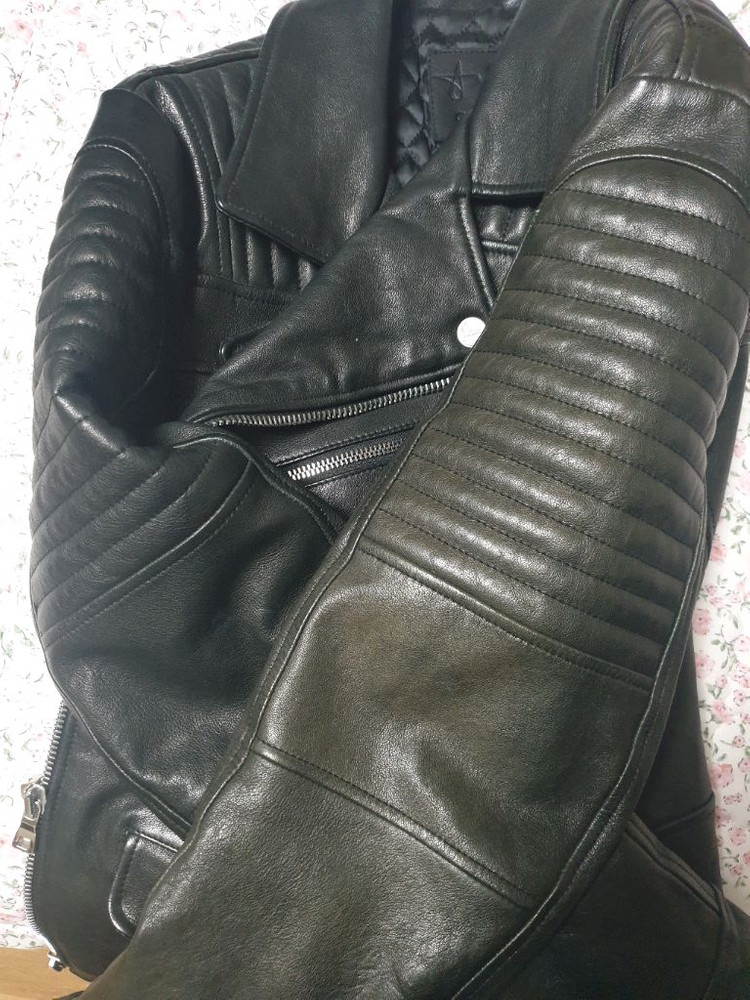 느와르라르메스 가죽 바이커 라이더 자켓 팝니다 이미지